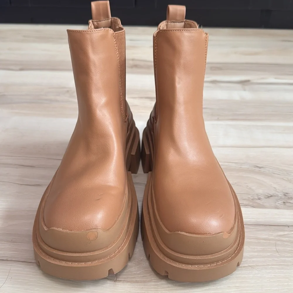 Topshop Brody Chunky Chelsea Boots Camel Tan Platform Lug Sole EU 38